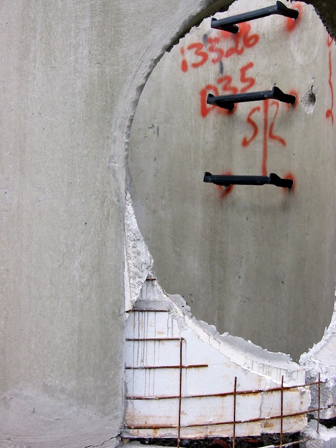 Construction detritus