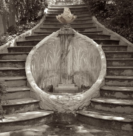 I'd like to see this flowing as designed. | Click to view larger. Fountain at Dumbarton Oaks, Washington, DC