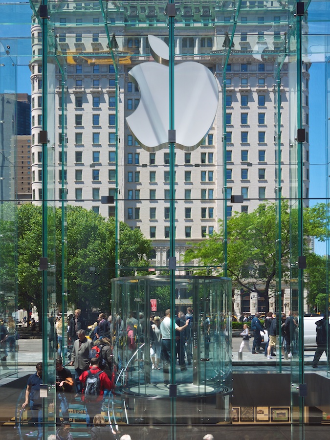 5th Ave. Apple Store, NYC