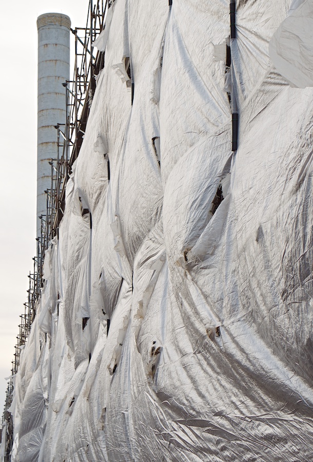 Covered scaffolding, Georgetown, DC
